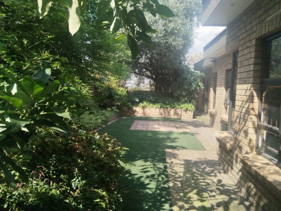 To Let 3 Bedroom Property for Rent in Hillsboro Free State